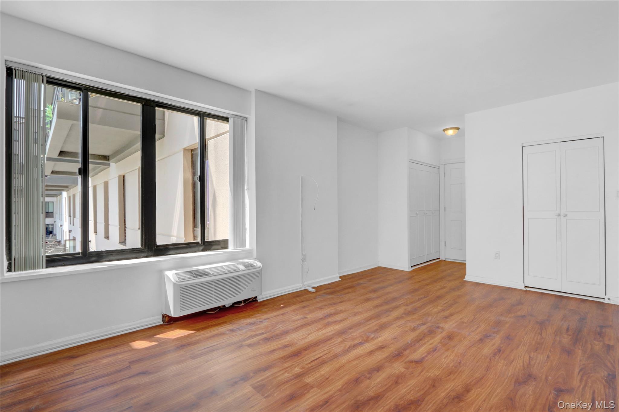 100 W Broadway # 6Q, Long Beach, NY 11561