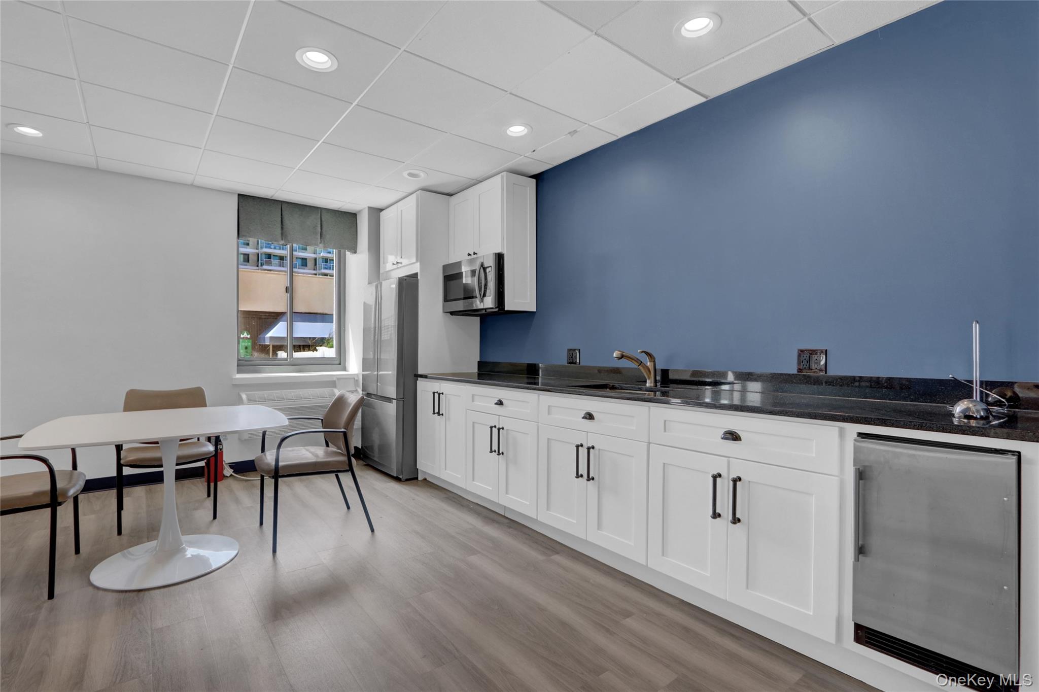 100 W Broadway # 6Q, Long Beach, NY 11561