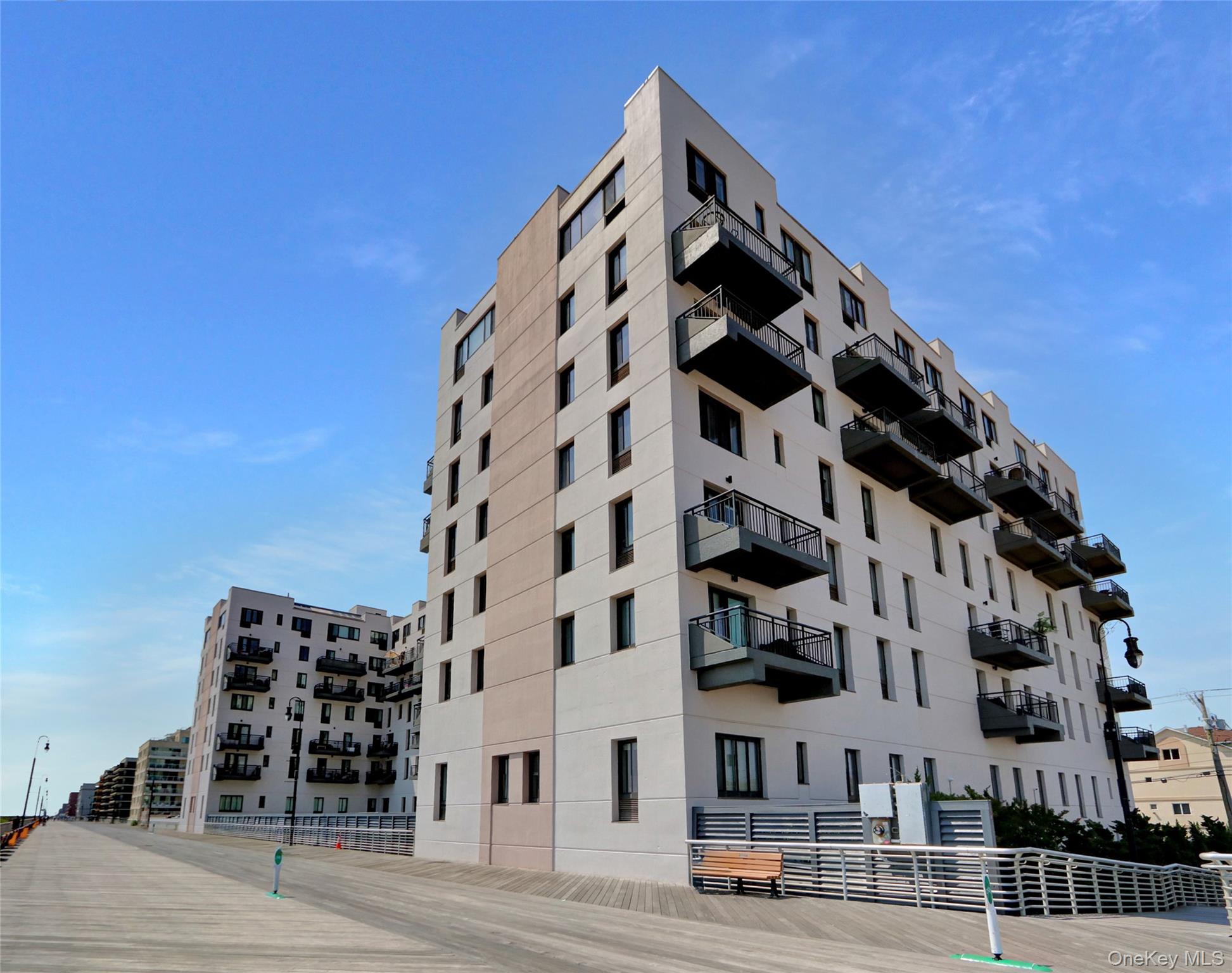 100 W Broadway # 6Q, Long Beach, NY 11561