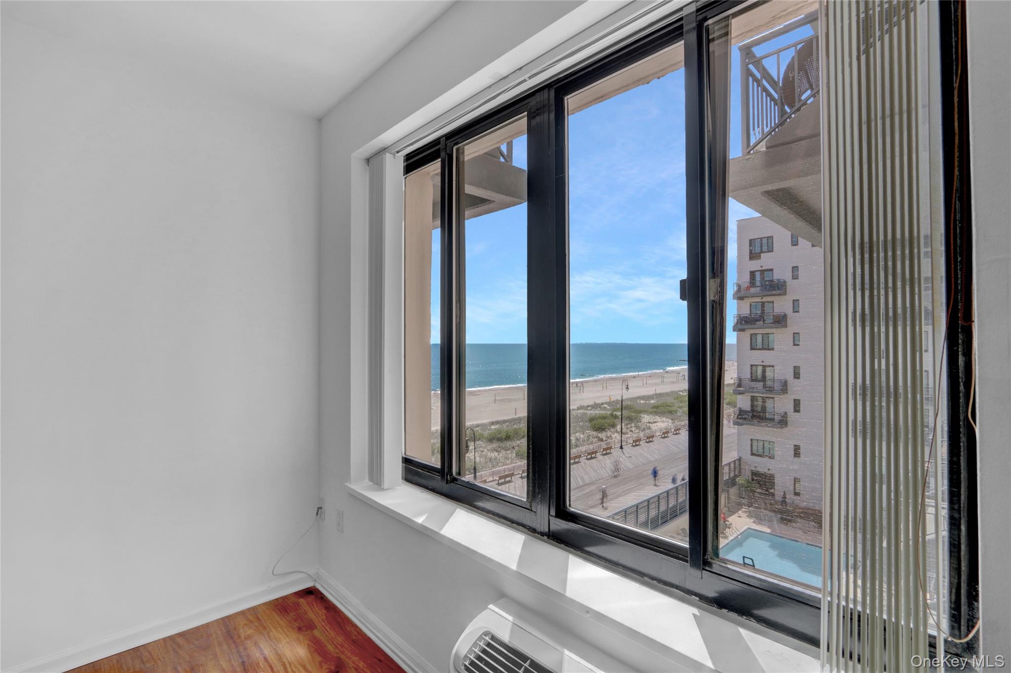 100 W Broadway # 6Q, Long Beach, NY 11561