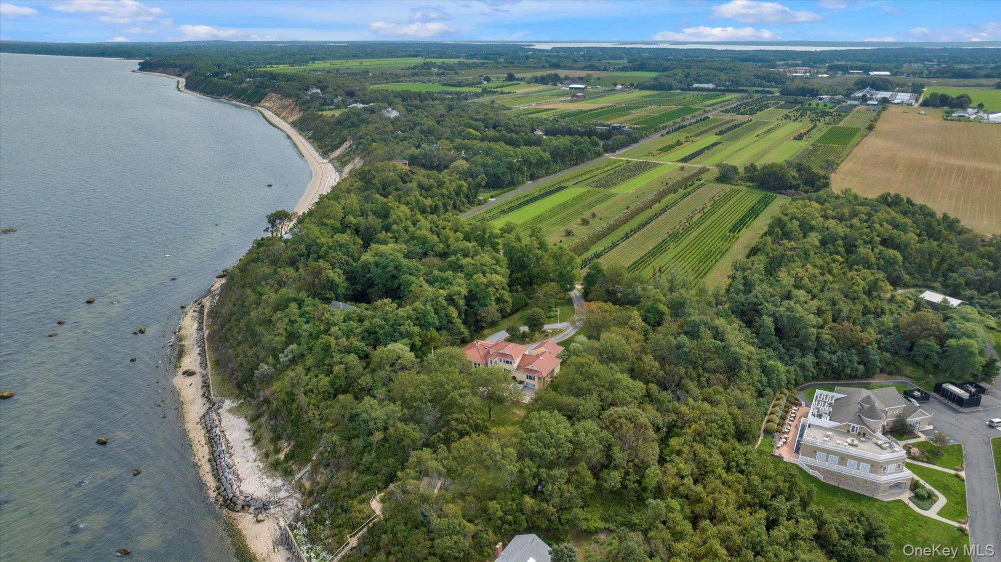 3400 Dignans Road, Cutchogue, NY 11935