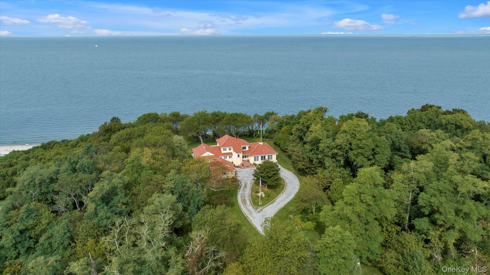 3400 Dignans Road, Cutchogue, NY 11935