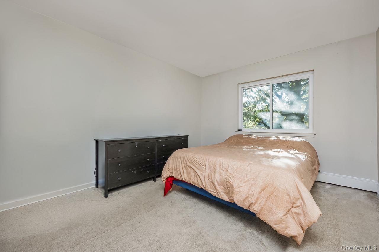 56 Richmond Boulevard # 2B, Ronkonkoma, NY 11779