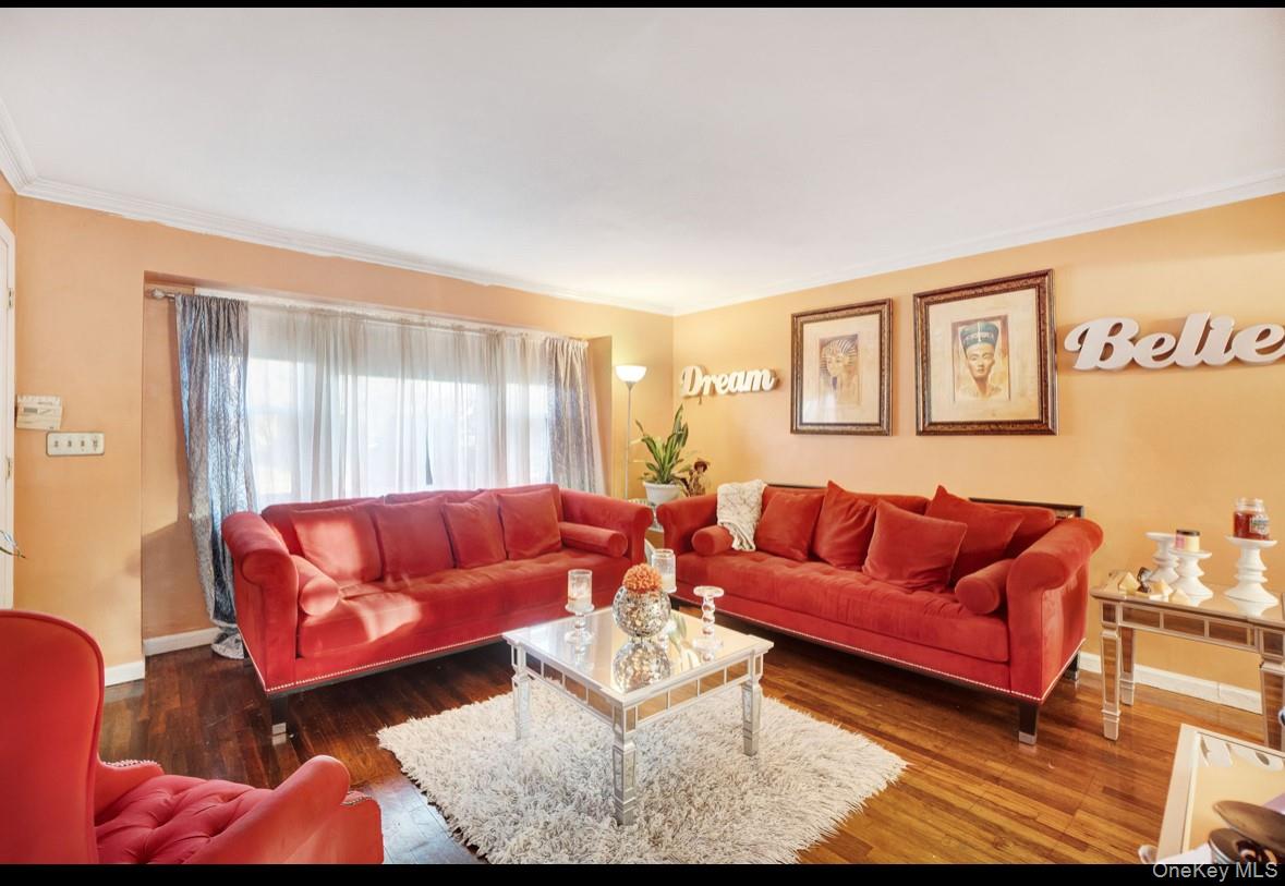 1024 Mahopac, West Hempstead, NY 11552