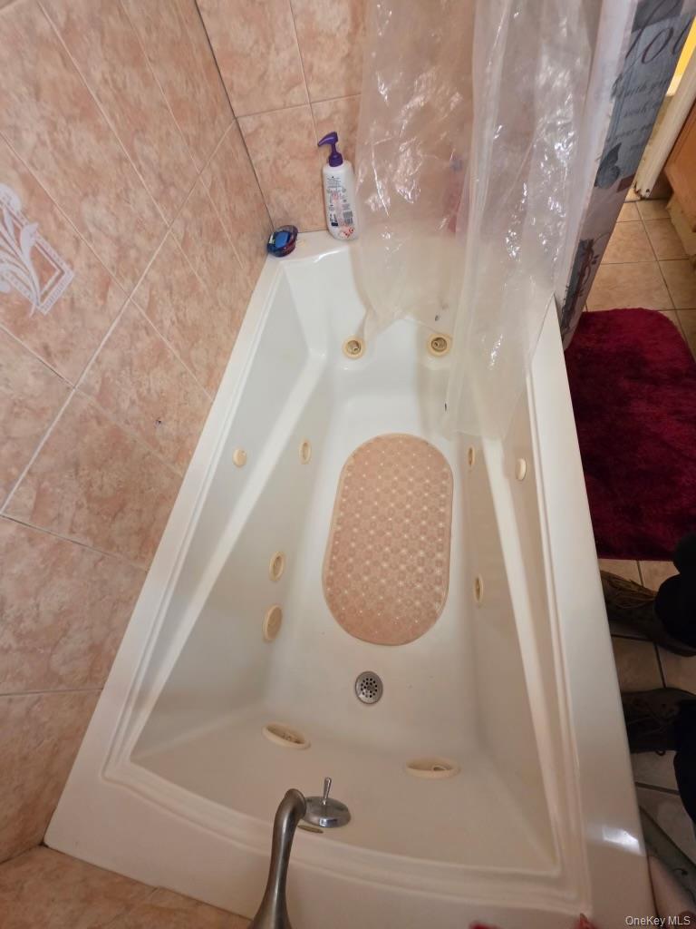 1024 Mahopac, West Hempstead, NY 11552