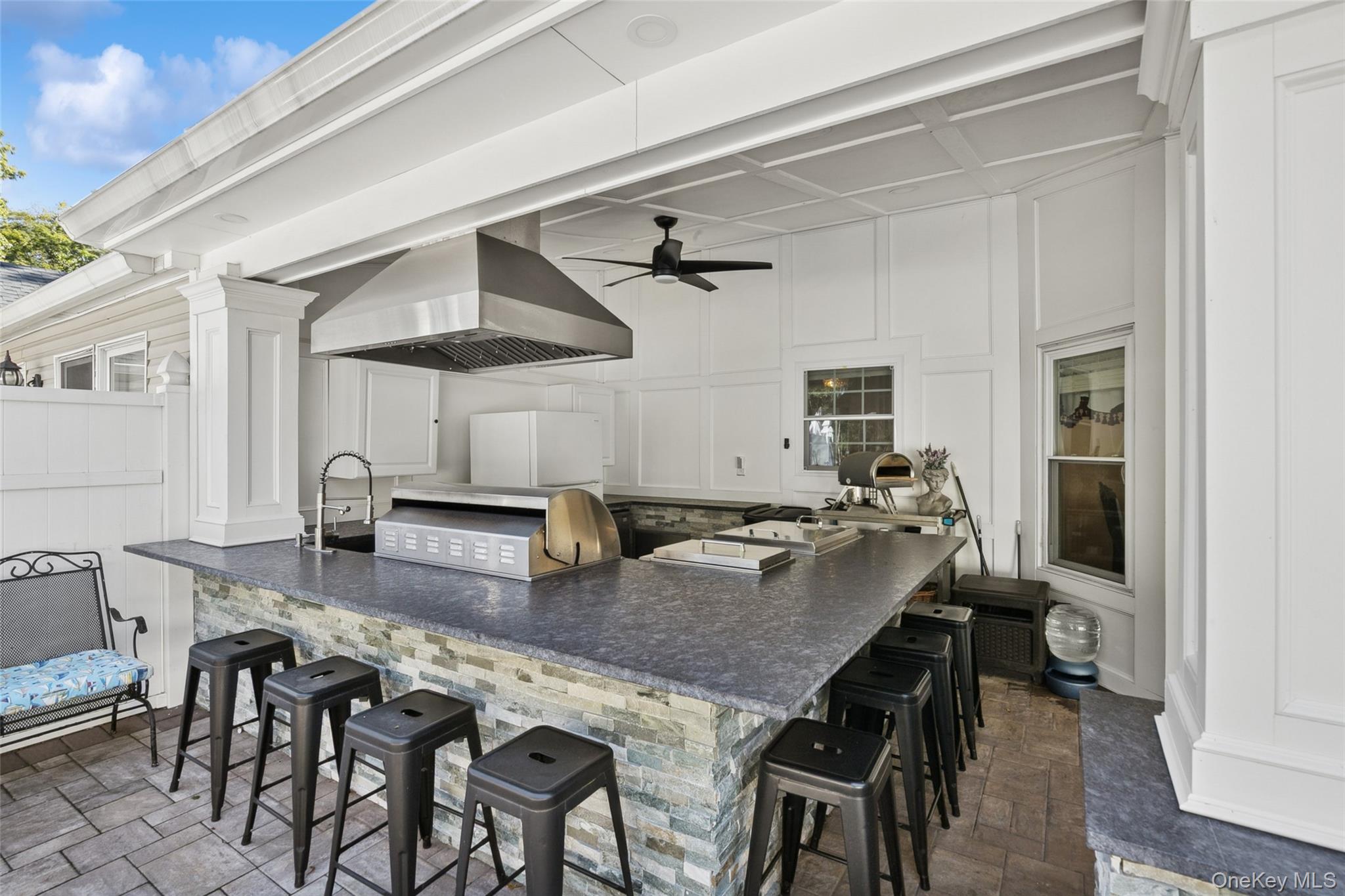 14-16 gamay Court, Commack, NY 11725