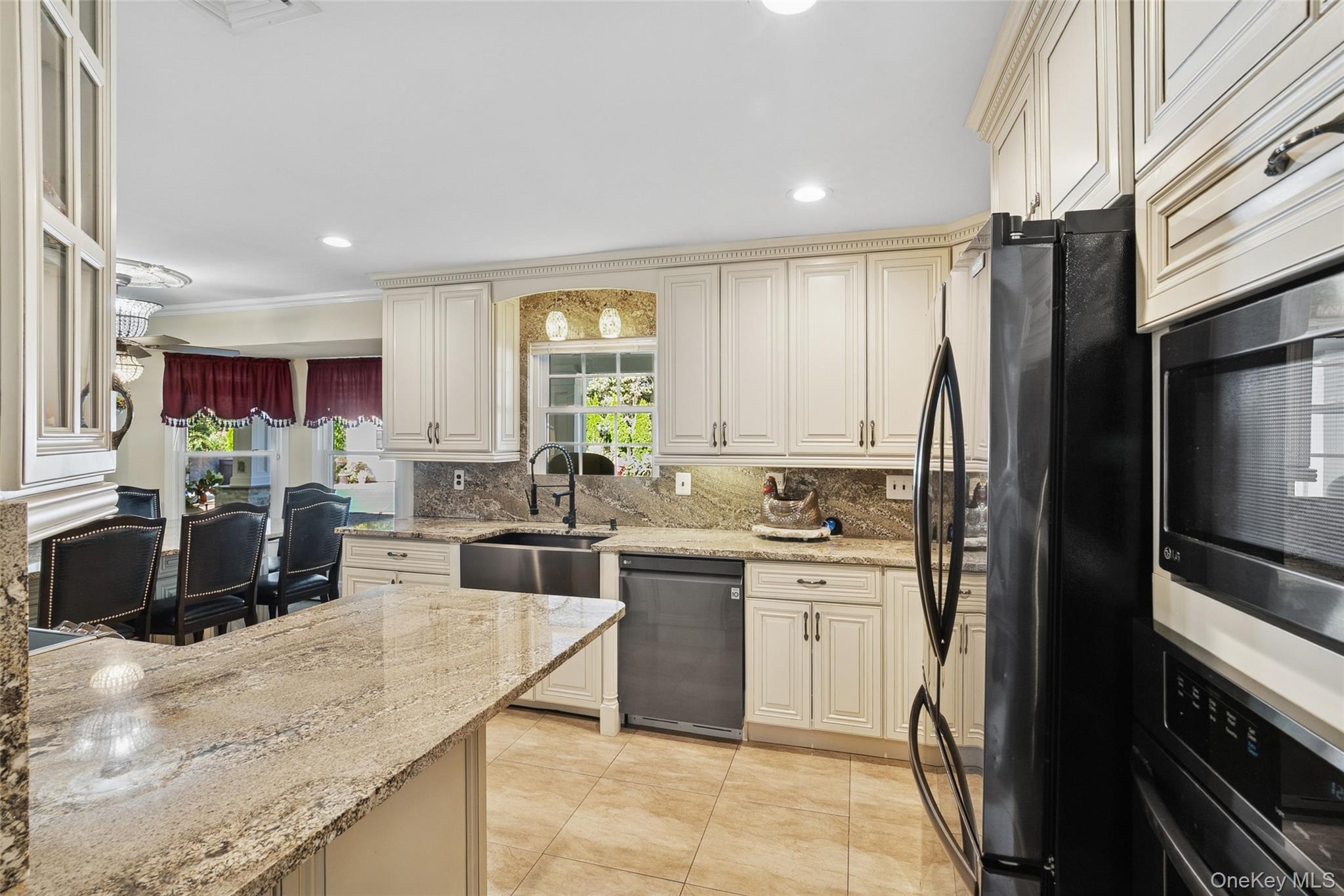 14-16 gamay Court, Commack, NY 11725