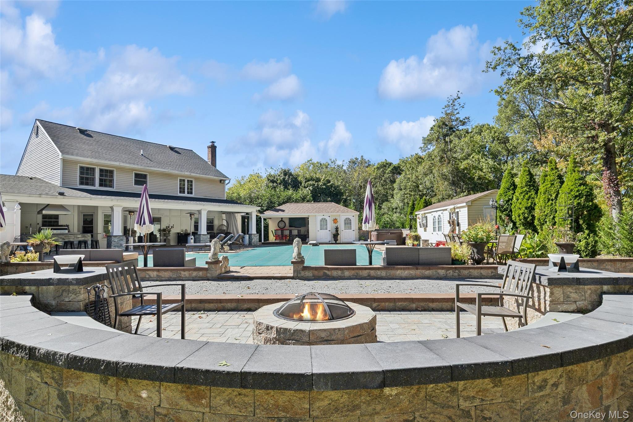 14-16 gamay Court, Commack, NY 11725