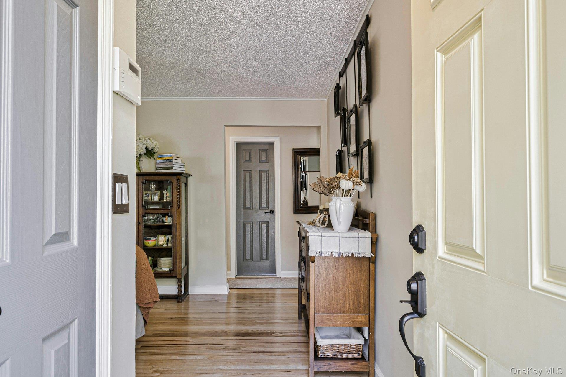 2 Overlook Drive, Huntington, NY 11743