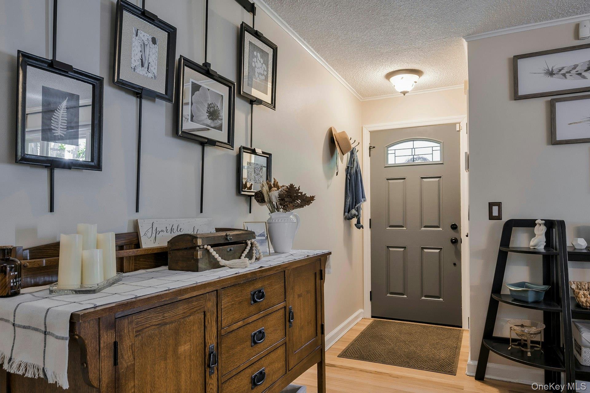 2 Overlook Drive, Huntington, NY 11743