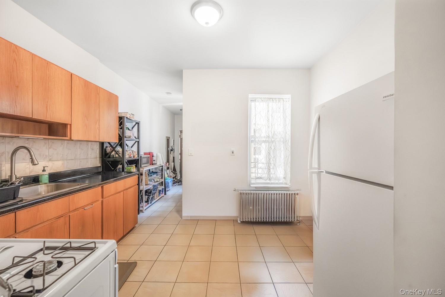 43-16 25th Avenue, Astoria, NY 11103