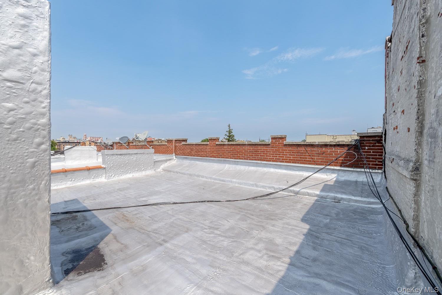 43-16 25th Avenue, Astoria, NY 11103