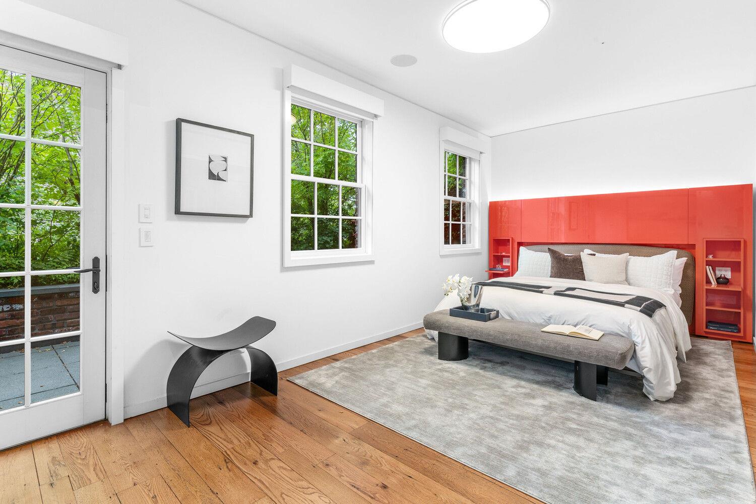 430 HUDSON Street # TH, New York (Manhattan), NY 10014