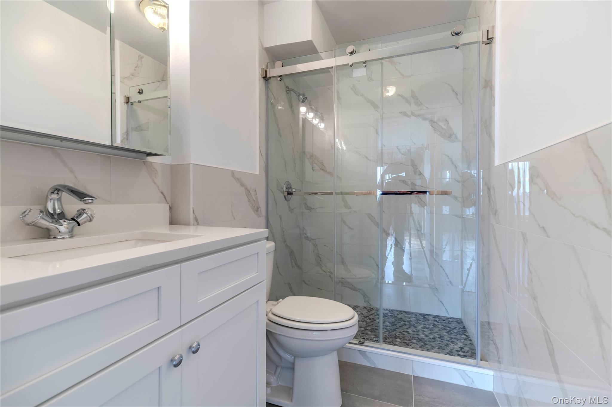 166-25 Powells Cove Boulevard # 10G, Whitestone, NY 11357