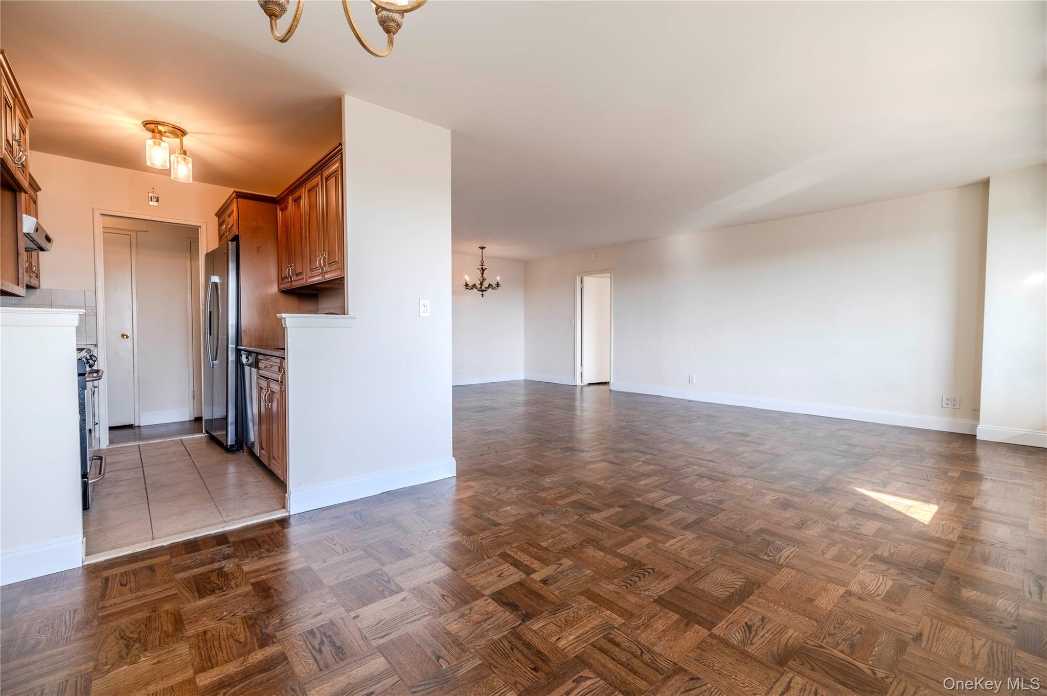 166-25 Powells Cove Boulevard # 10G, Whitestone, NY 11357