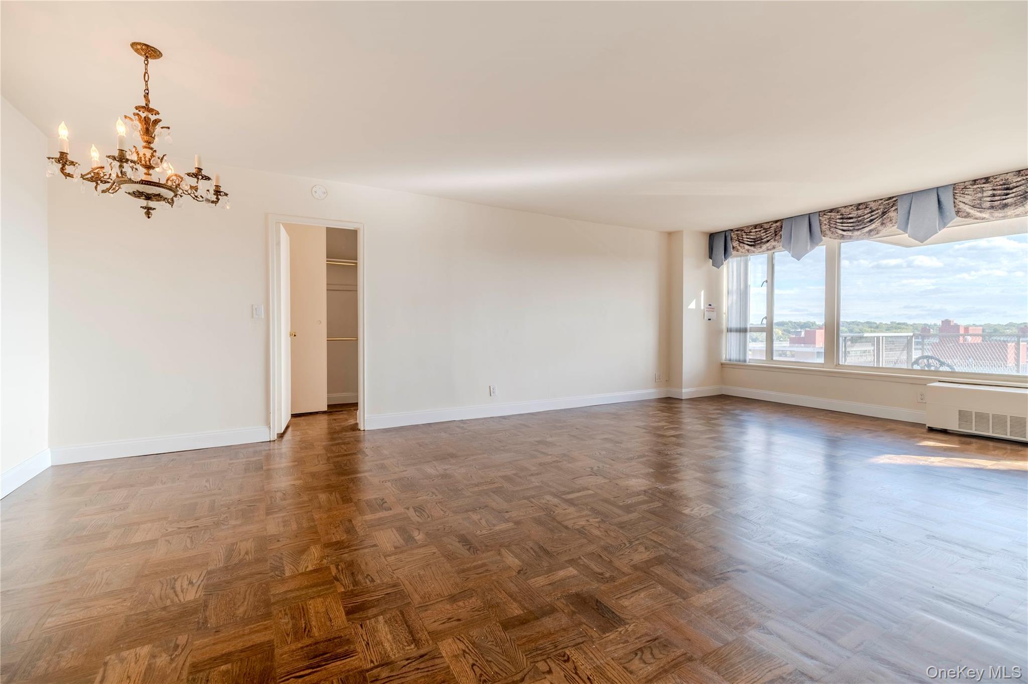 166-25 Powells Cove Boulevard # 10G, Whitestone, NY 11357