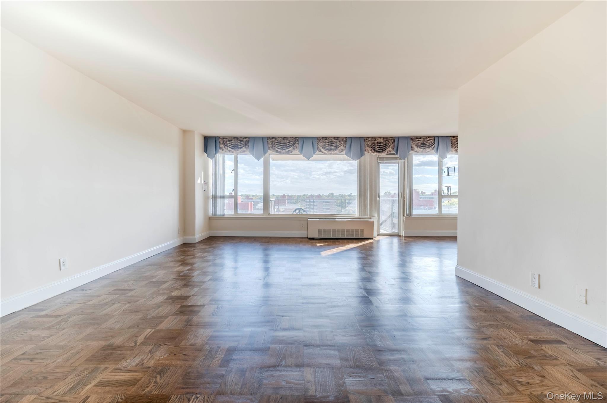 166-25 Powells Cove Boulevard # 10G, Whitestone, NY 11357