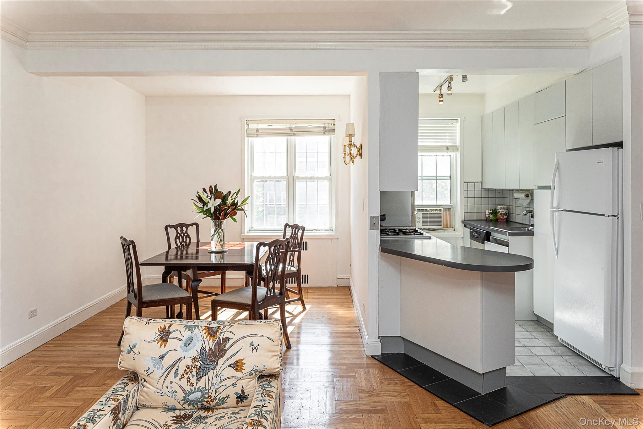 3 Midland Gardens # 3K, Bronxville, NY 10708