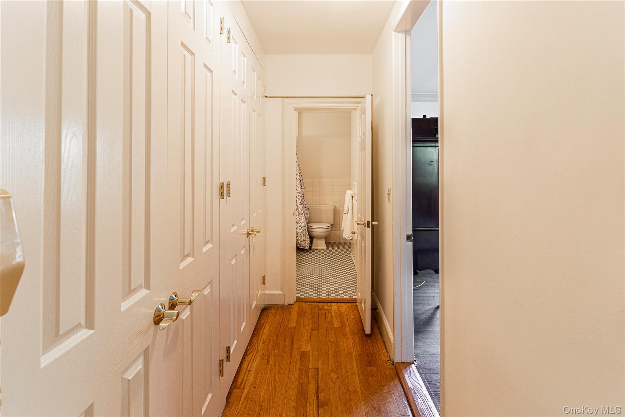 3 Midland Gardens # 3K, Bronxville, NY 10708