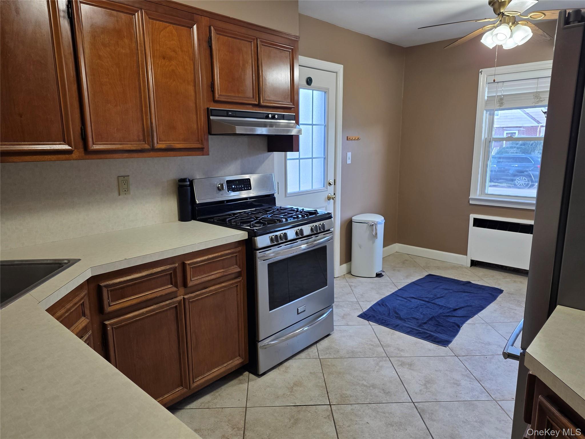 220 Raff Avenue, Mineola, NY 11501