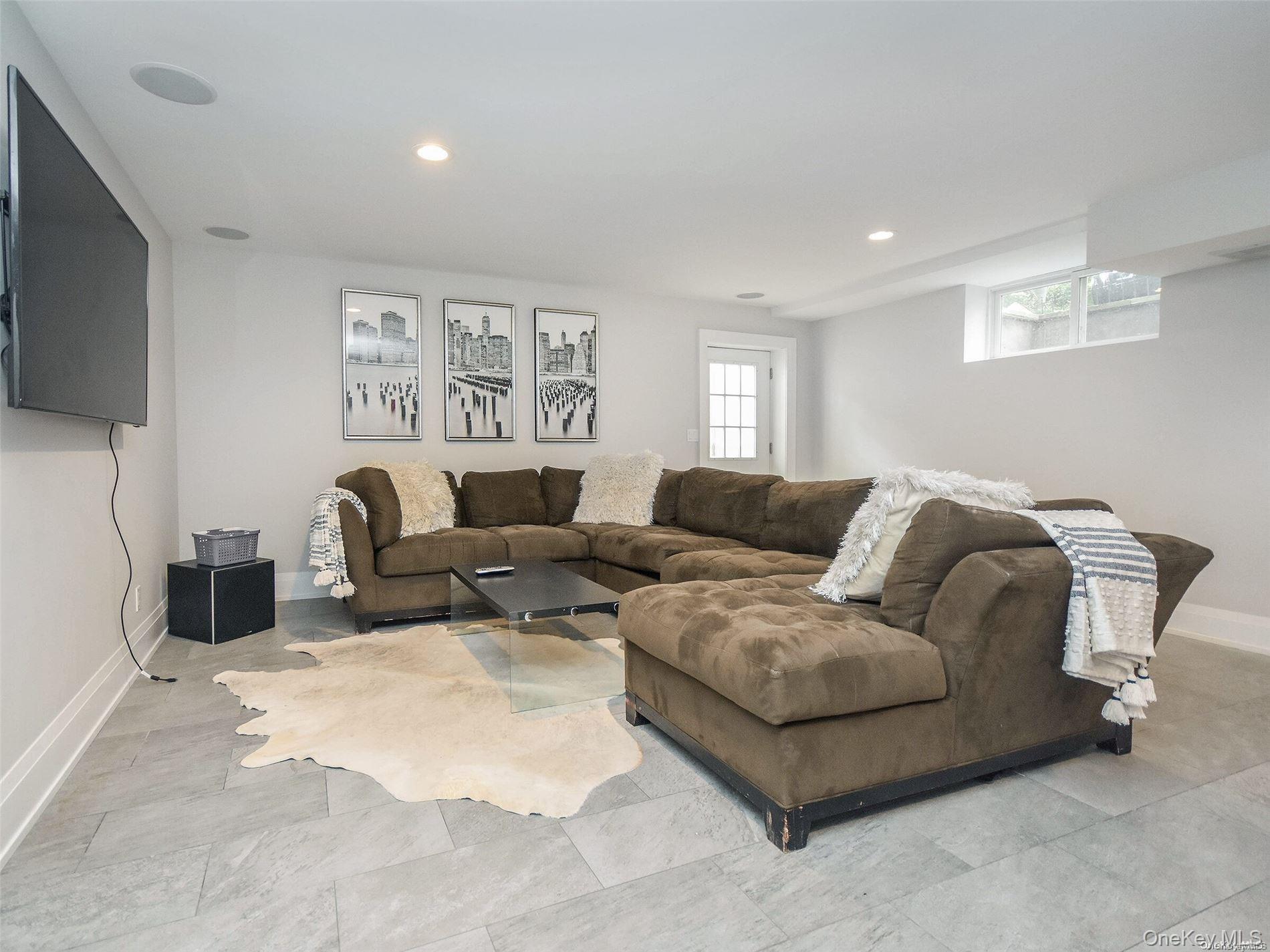 79 Reid Avenue # PORT WASHINGTON, Port Washington, NY 11050