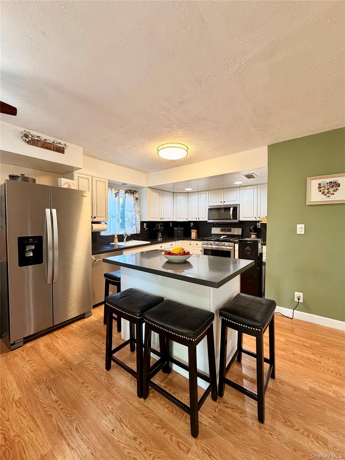 4 Ivy Place, Hartsdale, NY 10530