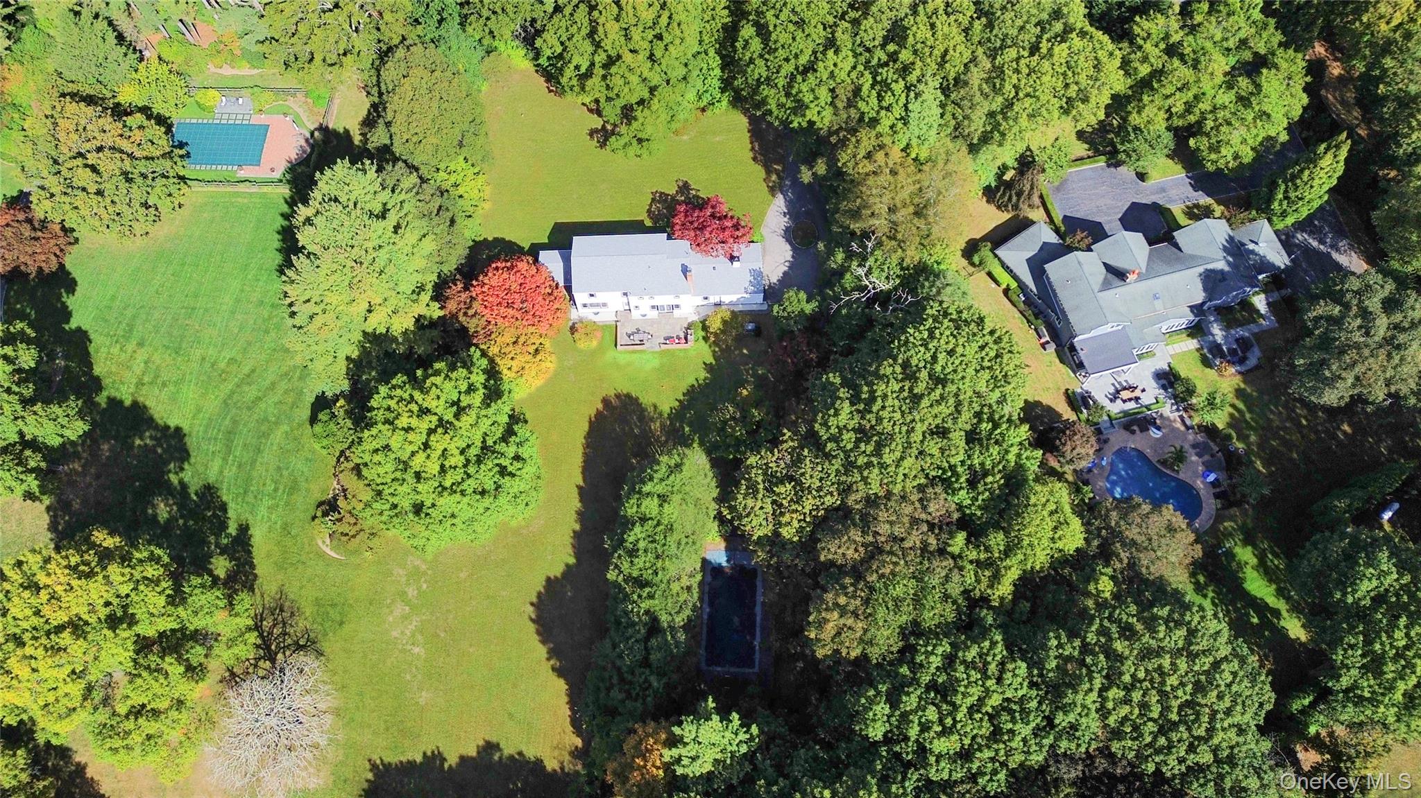 897 Ripley Lane, Muttontown, NY 11771