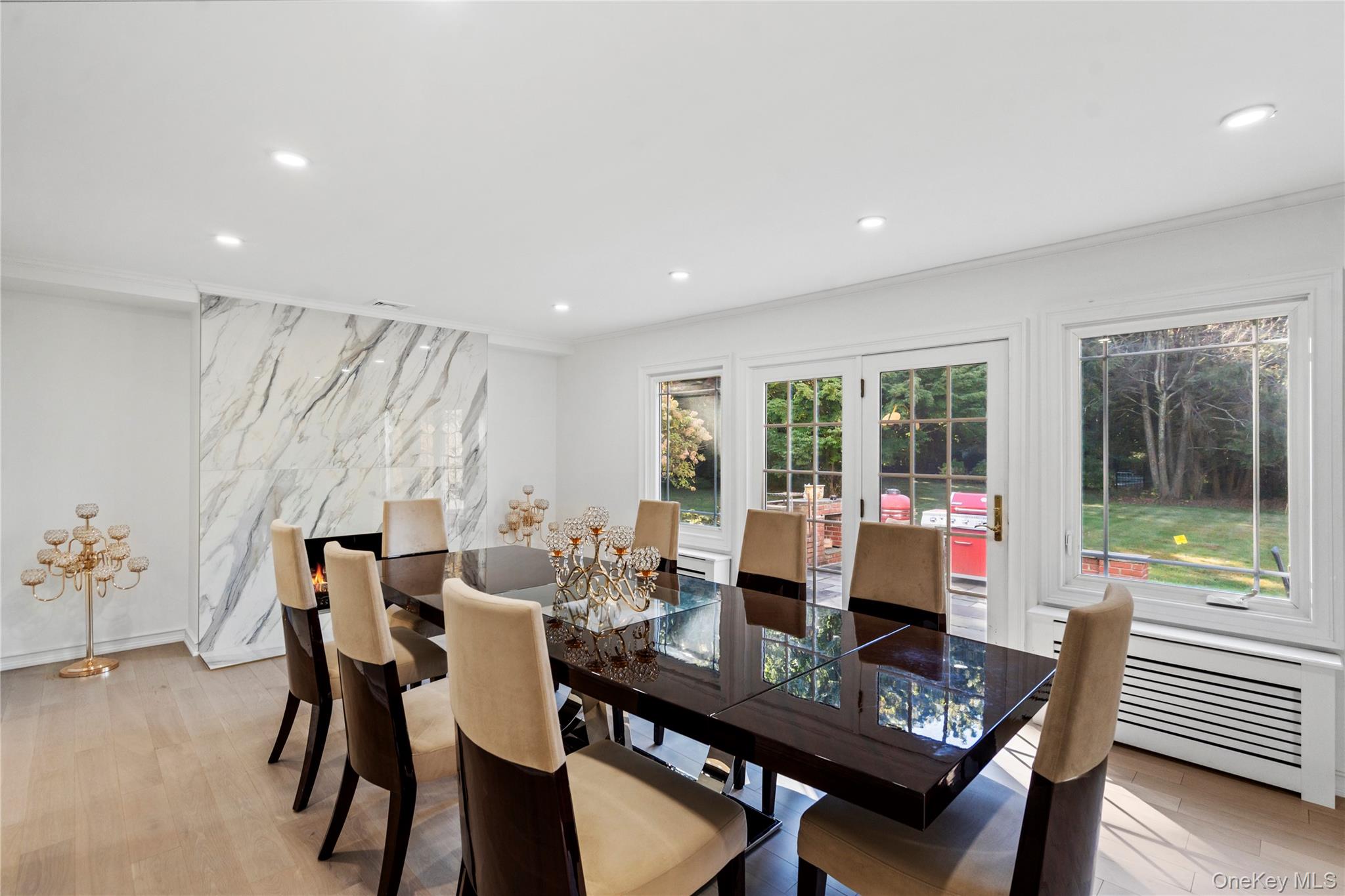 897 Ripley Lane, Muttontown, NY 11771