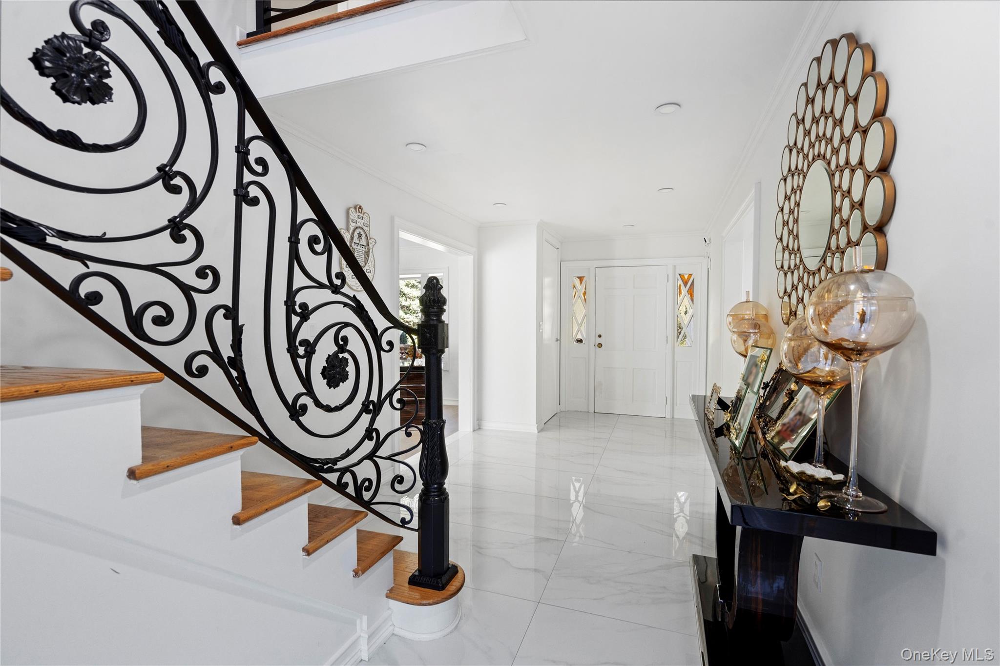 897 Ripley Lane, Muttontown, NY 11771