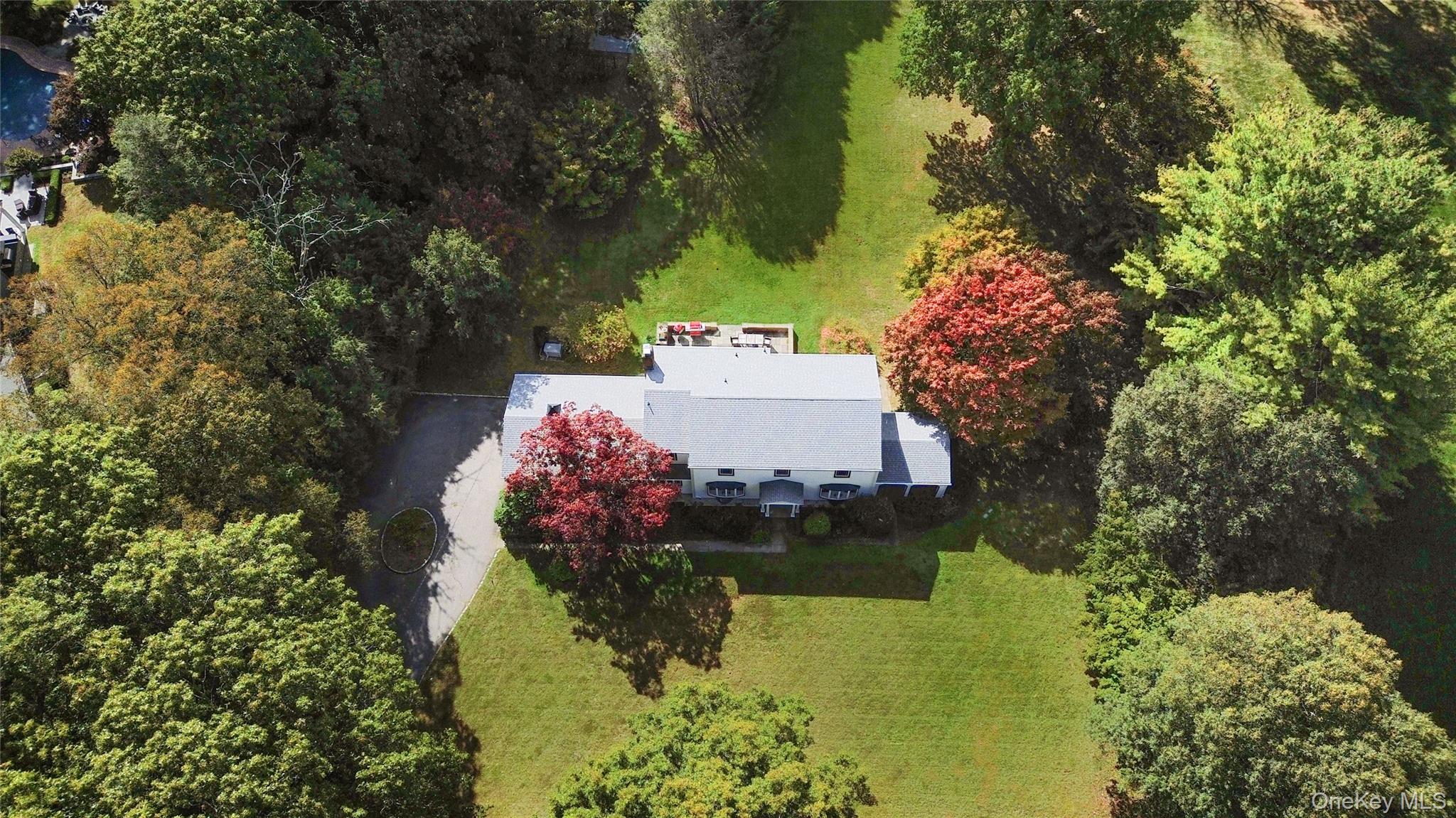 897 Ripley Lane, Muttontown, NY 11771