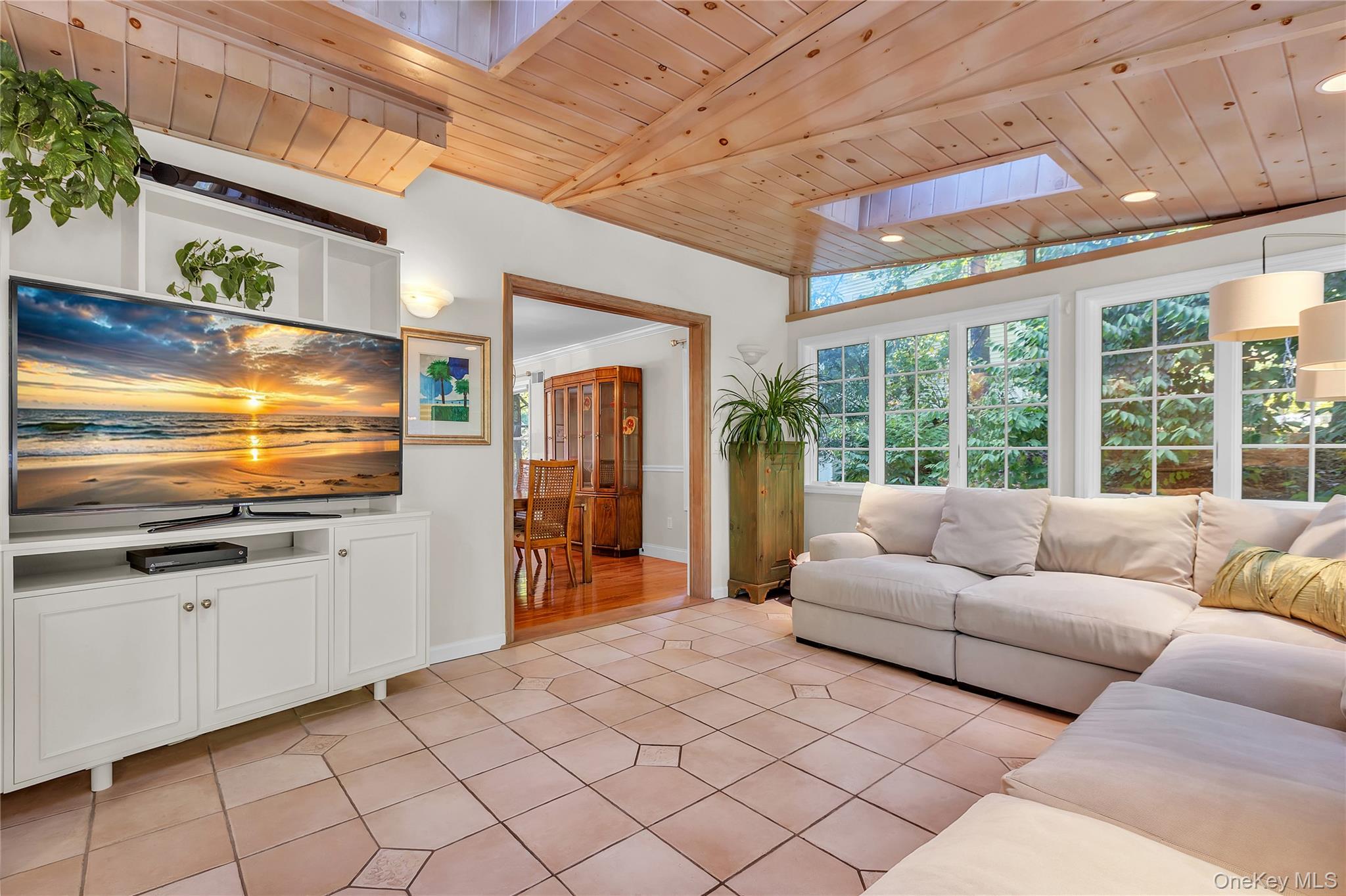 3154 Stoneleigh Court, Yorktown Heights, NY 10598