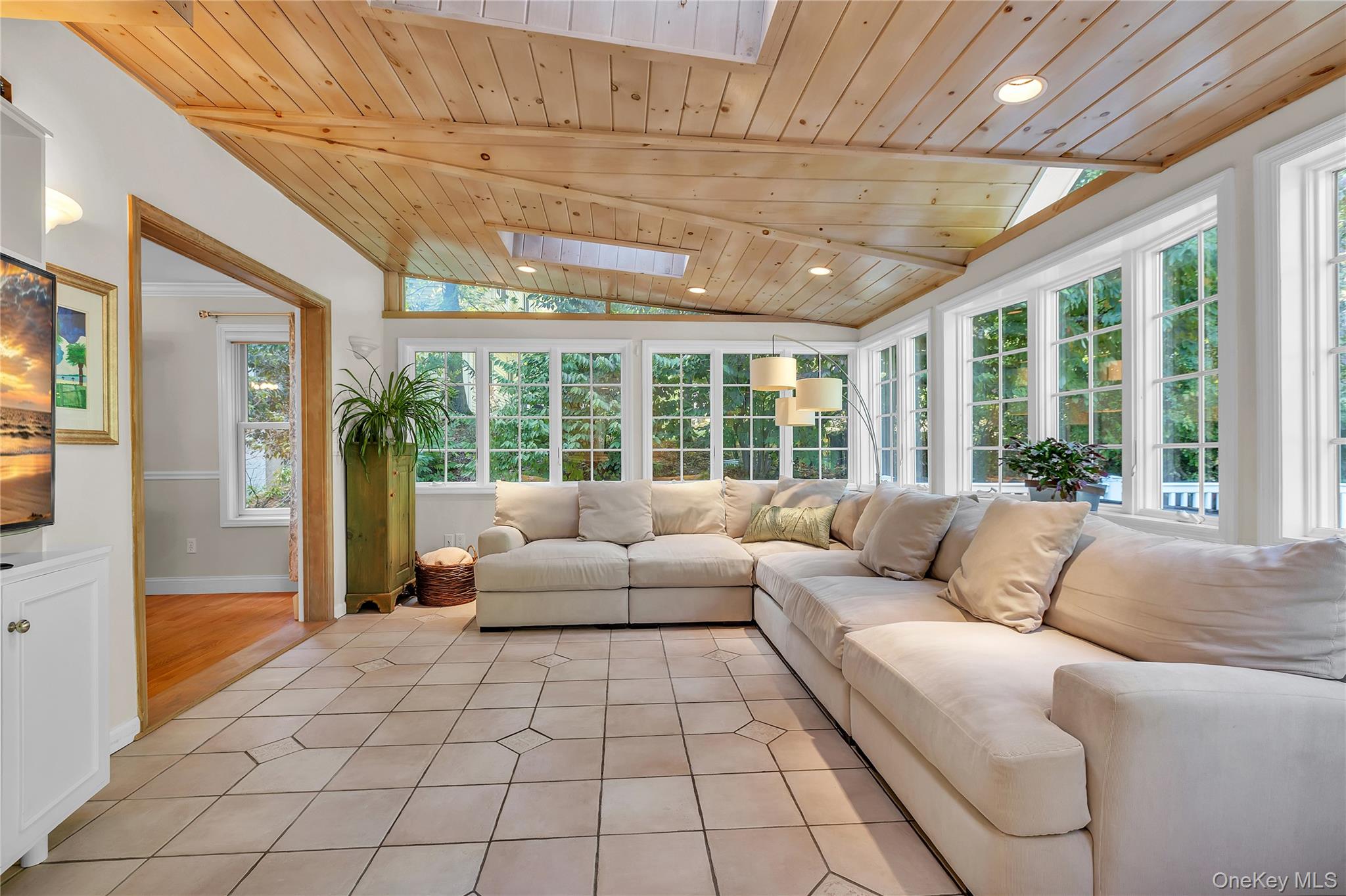 3154 Stoneleigh Court, Yorktown Heights, NY 10598