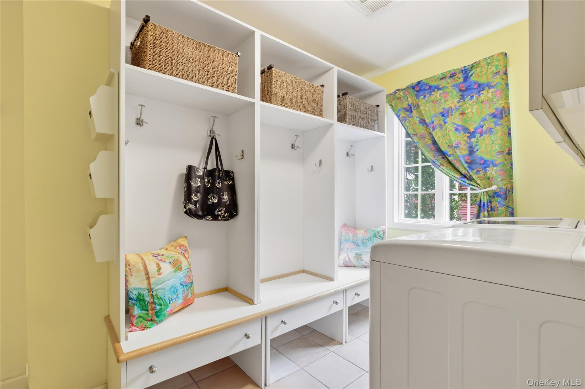 3154 Stoneleigh Court, Yorktown Heights, NY 10598