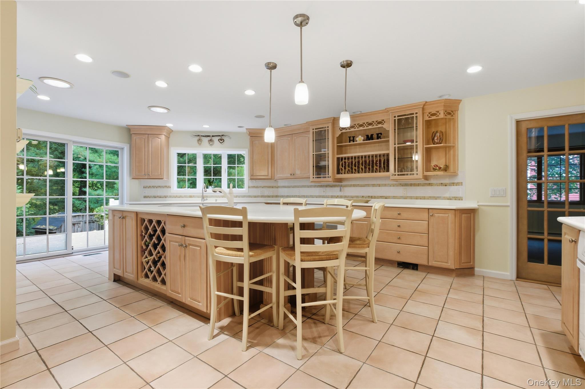 3154 Stoneleigh Court, Yorktown Heights, NY 10598