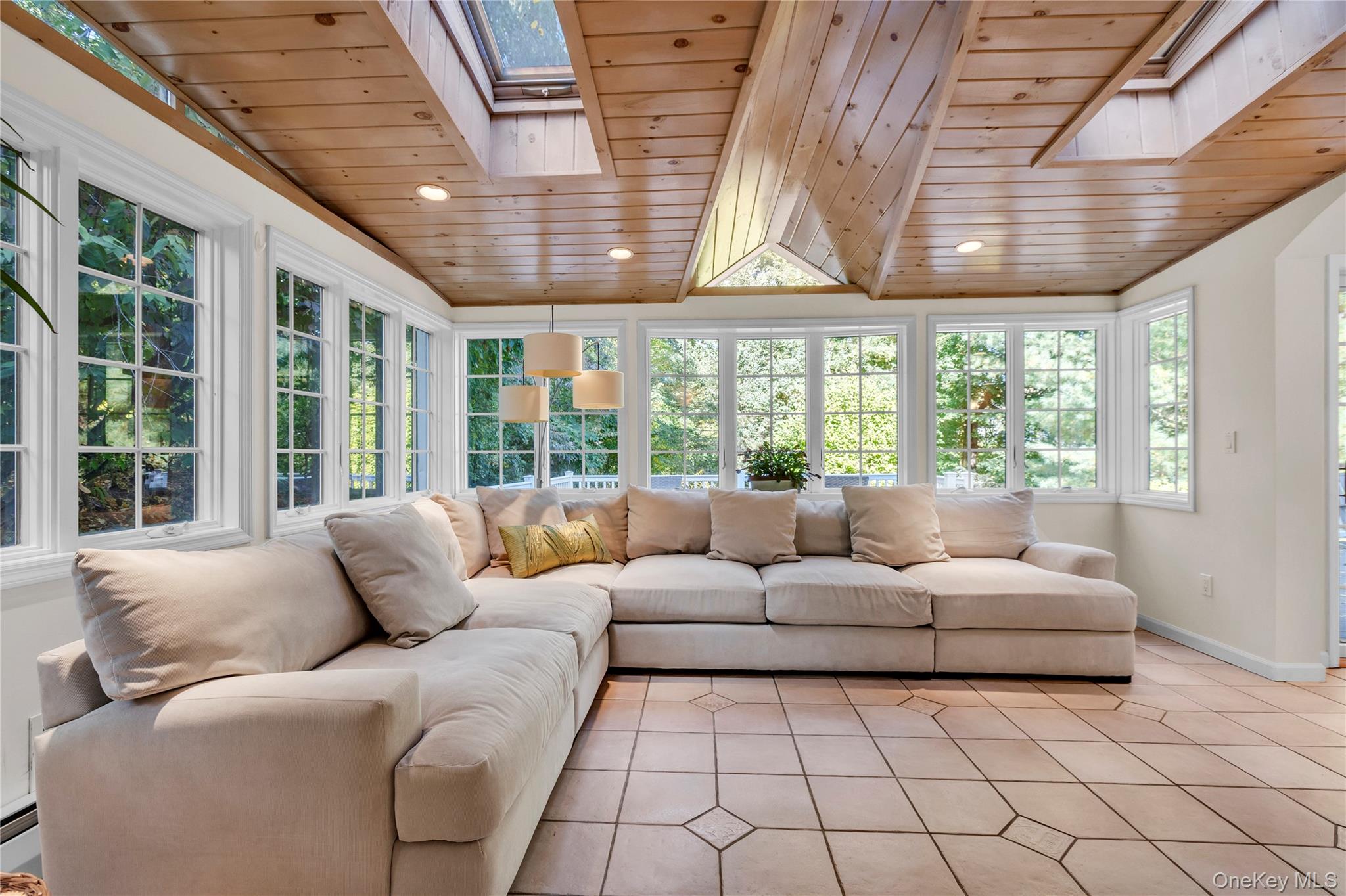 3154 Stoneleigh Court, Yorktown Heights, NY 10598