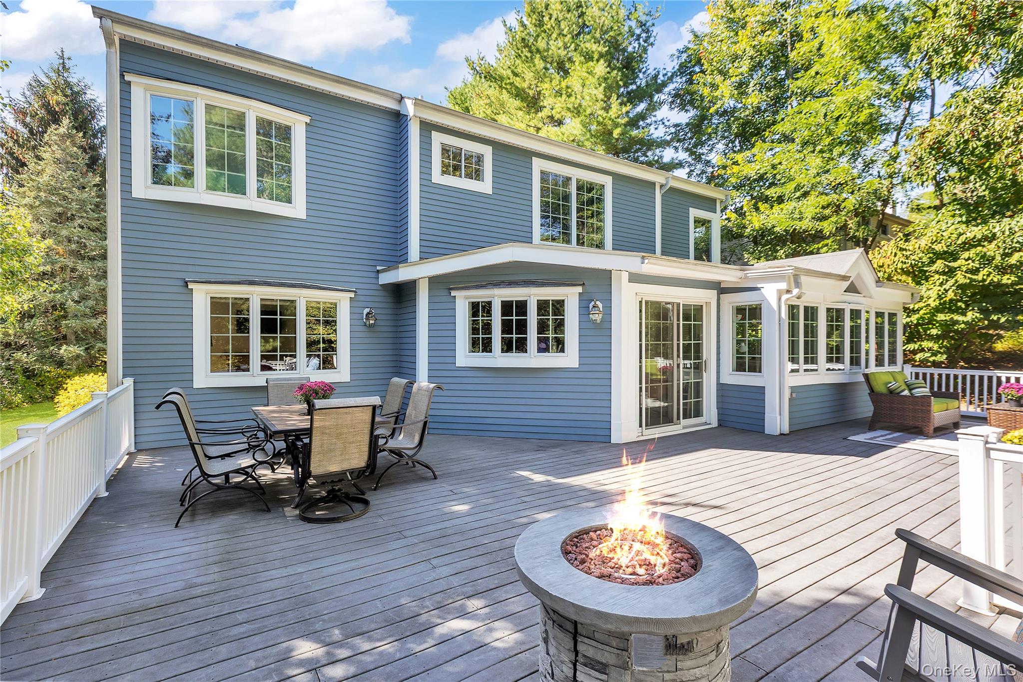 3154 Stoneleigh Court, Yorktown Heights, NY 10598