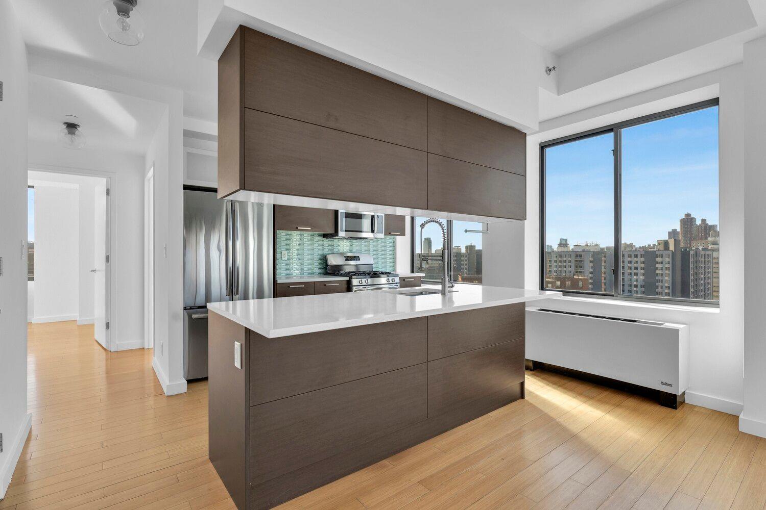 353 E 104TH Street # PH2, New York (Manhattan), NY 10029