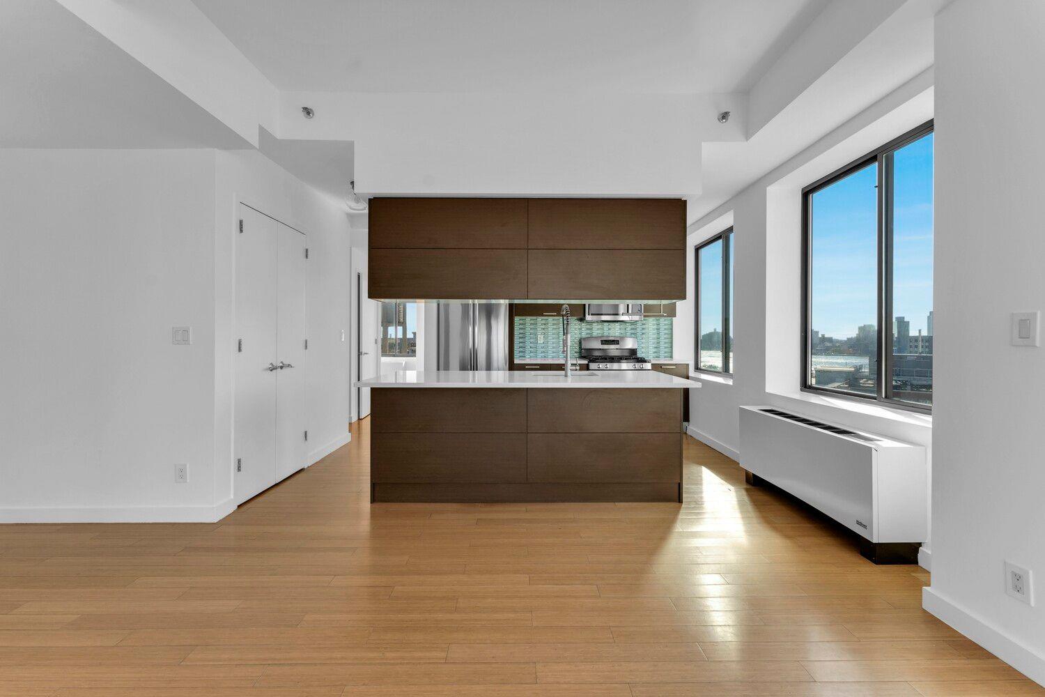 353 E 104TH Street # PH2, New York (Manhattan), NY 10029