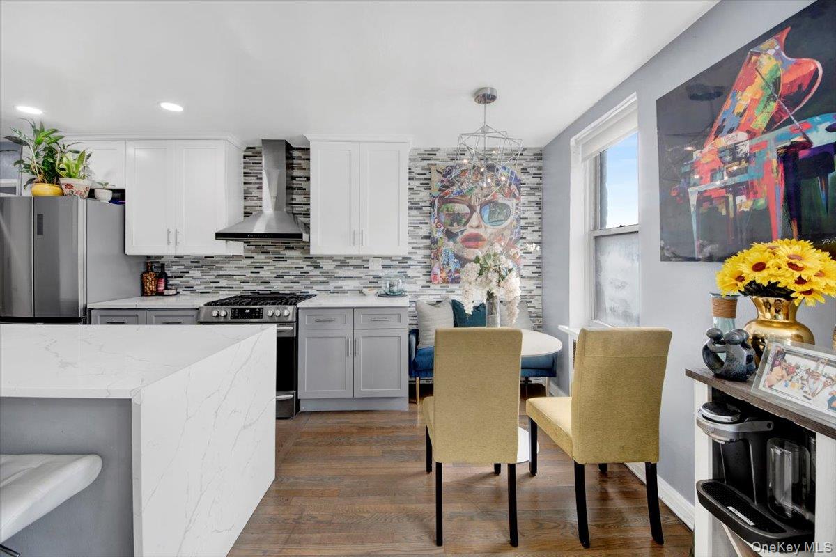 610 Waring # 4F, Bronx, NY 10467