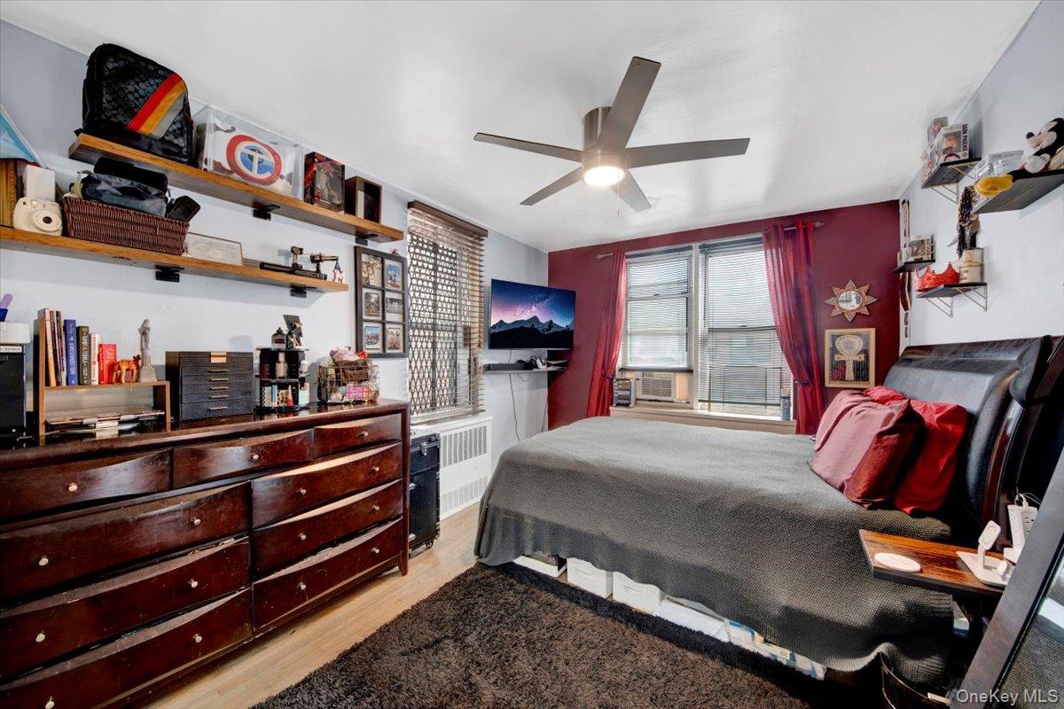 610 Waring # 4F, Bronx, NY 10467