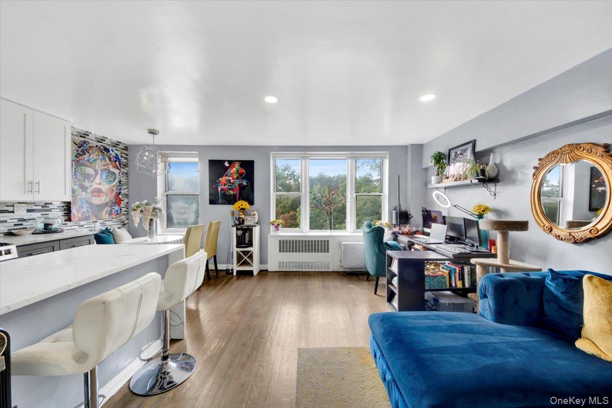 610 Waring # 4F, Bronx, NY 10467