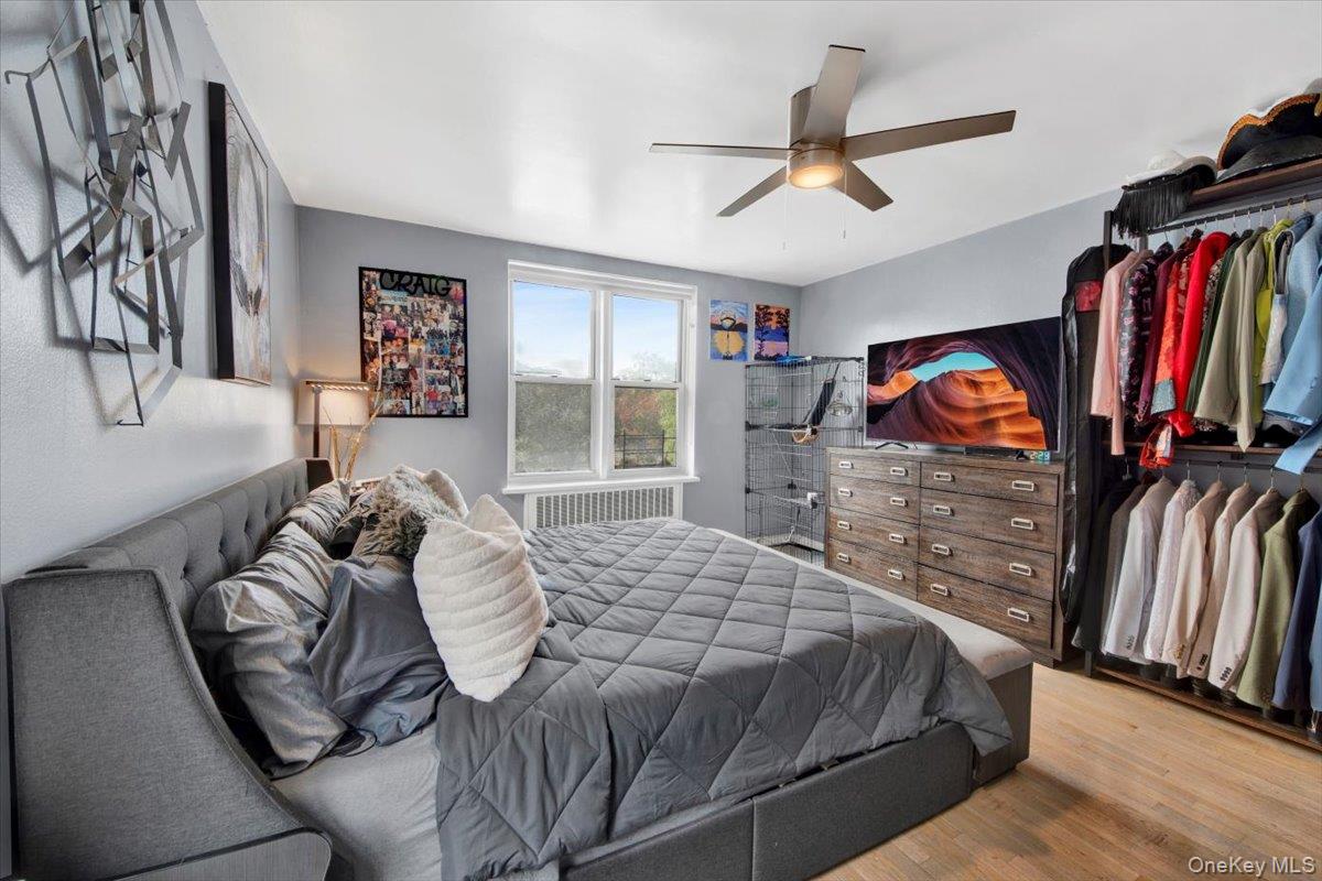 610 Waring # 4F, Bronx, NY 10467