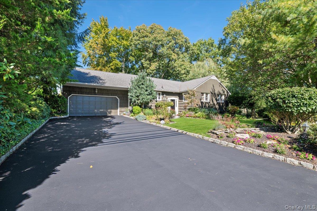 71 Cove Road, Huntington, NY 11743