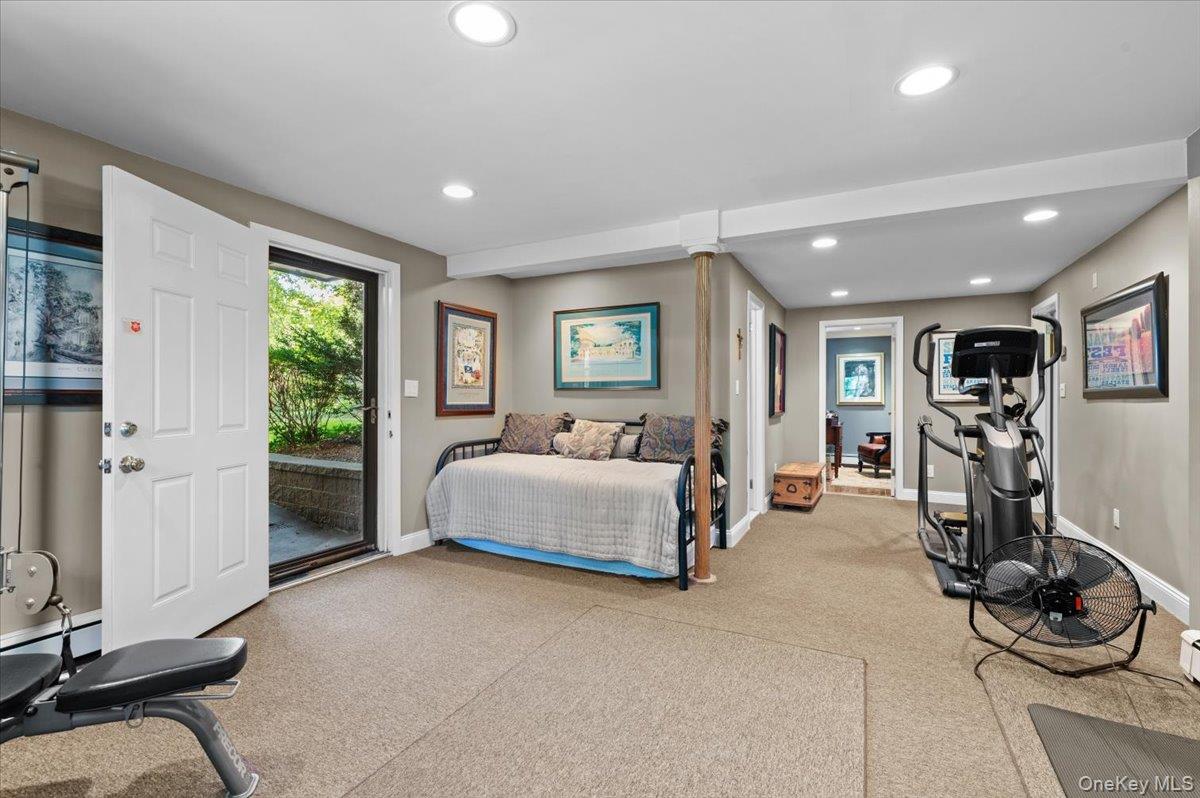 71 Cove Road, Huntington, NY 11743