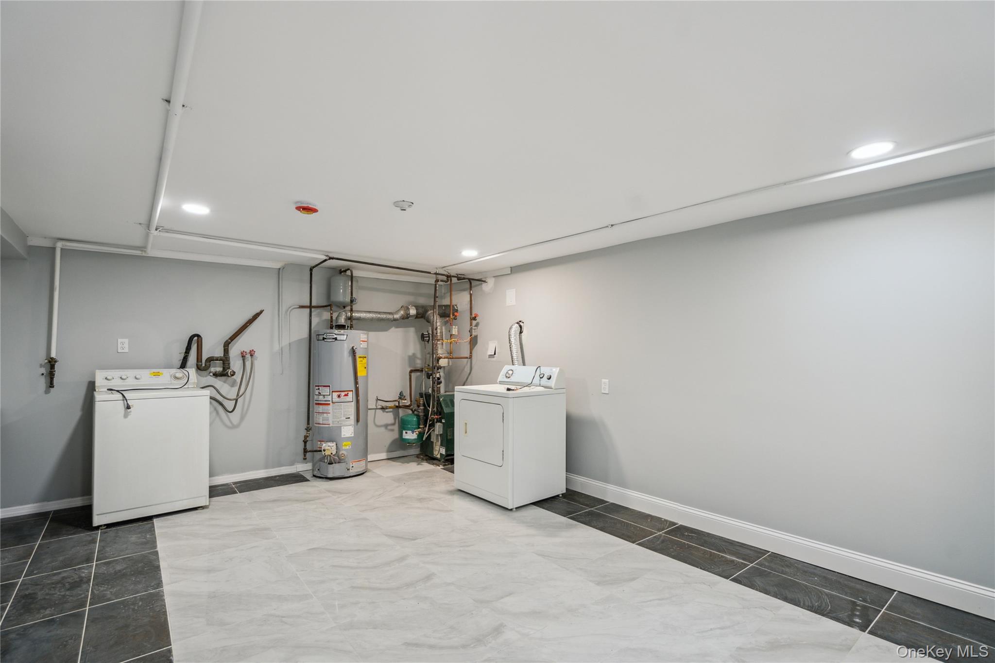 36 Pinewood Drive, Commack, NY 11725