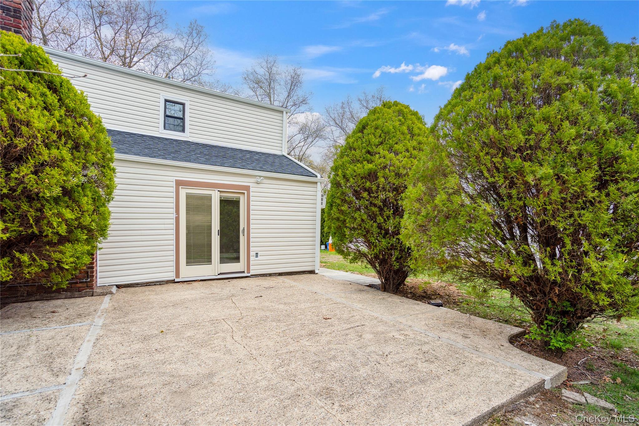 36 Pinewood Drive, Commack, NY 11725