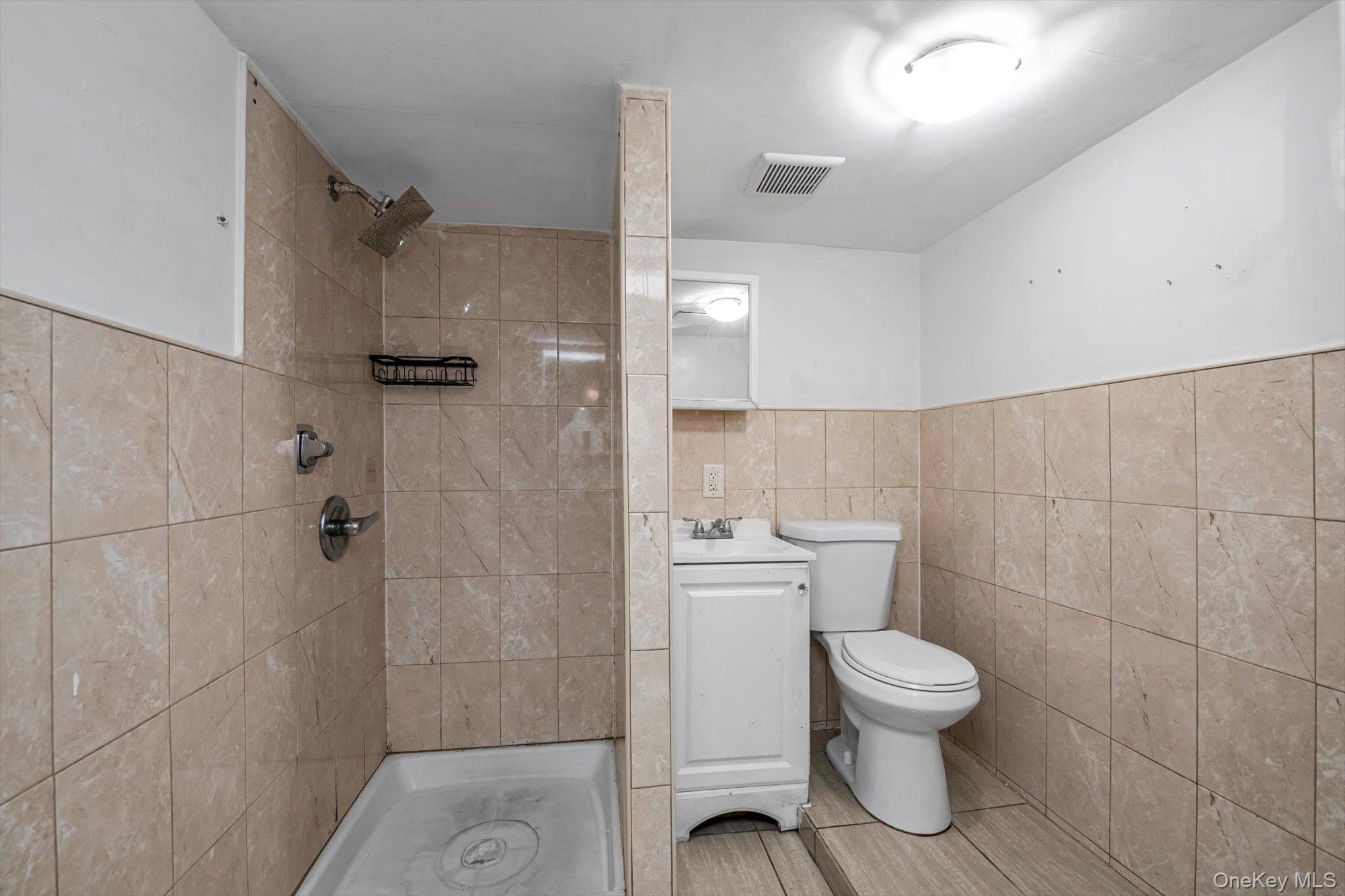 197 Nichols Avenue, Brooklyn, NY 11208