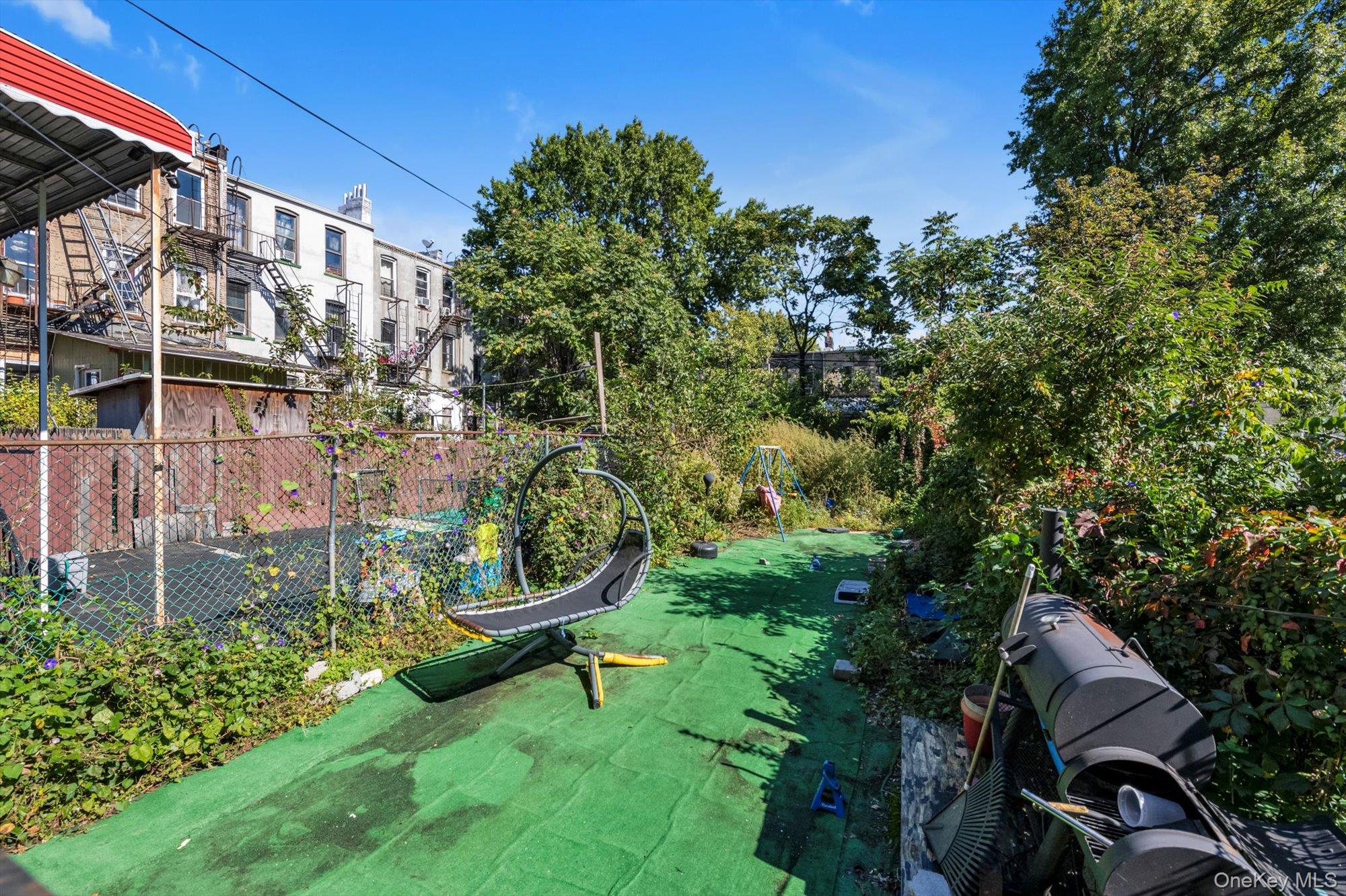 197 Nichols Avenue, Brooklyn, NY 11208