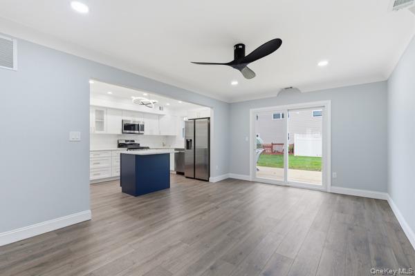 2733 Schleigel Boulevard, Amityville, NY 11701