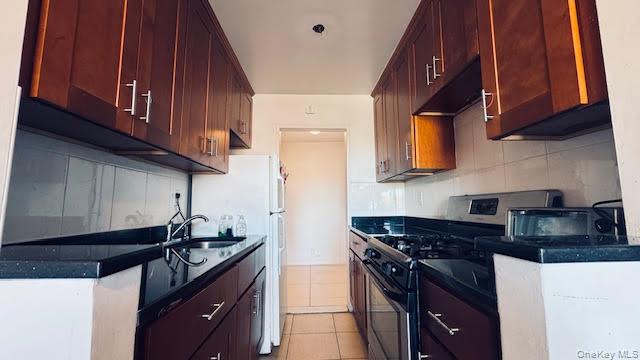 43-10 Kissena Boulevard # 7J, Flushing, NY 11355